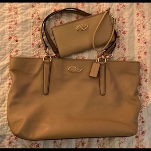 Leather Coach Tote & Wallet Set